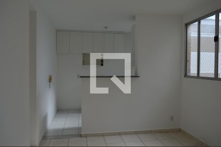 Sala de apartamento para alugar com 2 quartos, 50m² em Cabral, Contagem