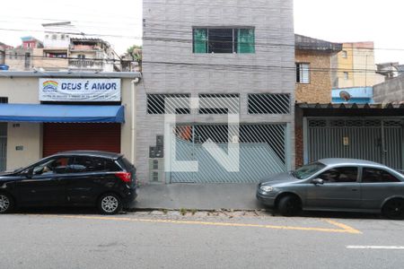 Casa para alugar com 80m², 2 quartos e 1 vagaFachada