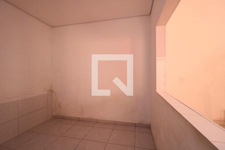 Sala de casa para alugar com 2 quartos, 80m² em Jardim do Estádio, Santo André