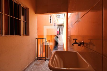 Casa para alugar com 80m², 2 quartos e 1 vagaÁrea de Serviço