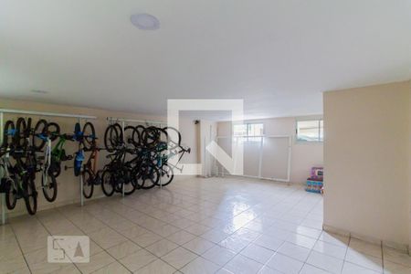 Área Comum - Bicicletário de apartamento para alugar com 3 quartos, 76m² em Camargos, Guarulhos