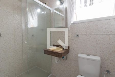 Banheiro da Suíte de apartamento para alugar com 3 quartos, 76m² em Camargos, Guarulhos