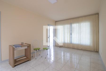 Casa à venda com 258m², 4 quartos e 4 vagasQuarto 4