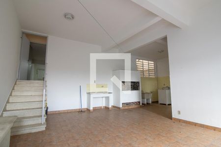 Casa à venda com 258m², 4 quartos e 4 vagasChurrasqueira