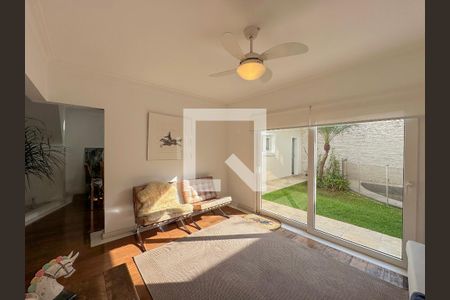 Sala de casa à venda com 3 quartos, 200m² em Brooklin Novo, São Paulo