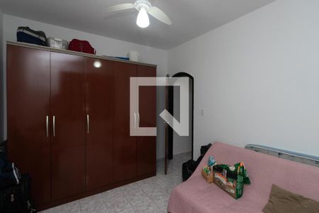 Casa à venda com 101m², 4 quartos e 2 vagasQuarto 3