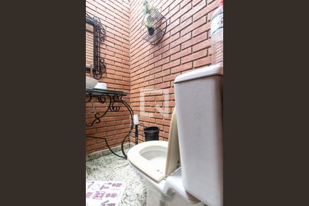 Casa de condomínio para alugar com 400m², 4 quartos e 4 vagas Casa de condomínio para alugar com 400m², 4 quartos e 4 vagasLavabo