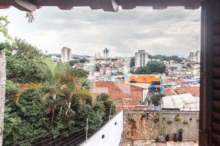 Casa de condomínio para alugar com 400m², 4 quartos e 4 vagas Casa de condomínio para alugar com 400m², 4 quartos e 4 vagasVista