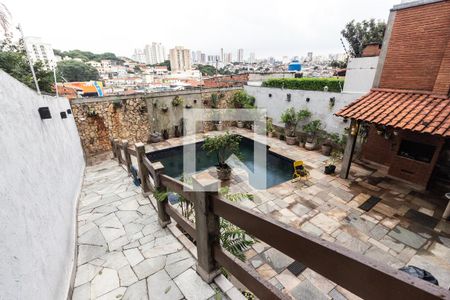 Casa de condomínio para alugar com 400m², 4 quartos e 4 vagas Casa de condomínio para alugar com 400m², 4 quartos e 4 vagasCorredor