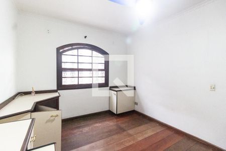 Casa de condomínio para alugar com 400m², 4 quartos e 4 vagas Casa de condomínio para alugar com 400m², 4 quartos e 4 vagasQuarto 2