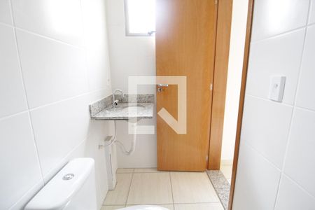 Apartamento para alugar com 61m², 2 quartos e 1 vagaBanheiro do Quarto 2