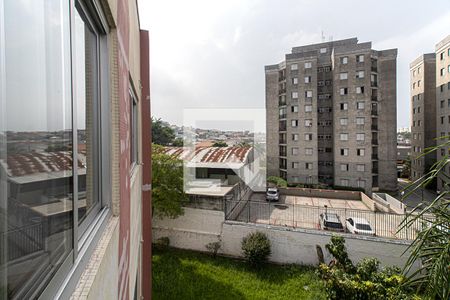 vistas da sala de jantar de apartamento para alugar com 3 quartos, 75m² em Jardim Patente, São Paulo