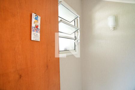 Casa de condomínio para alugar com 177m², 3 quartos e 3 vagasBanheiro de serviço