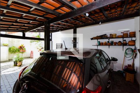 Casa à venda com 252m², 3 quartos e 3 vagasGaragem