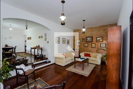 Sala de casa à venda com 3 quartos, 252m² em Vila Rosália, Guarulhos