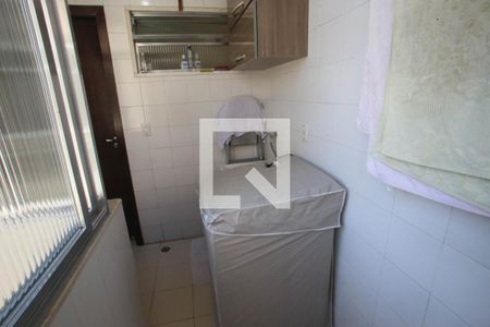 Apartamento à venda com 80m², 3 quartos e 1 vagaÁrea de Serviço