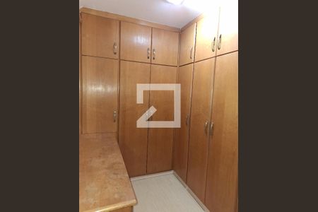 Apartamento à venda com 57m², 3 quartos e 1 vaga Apartamento à venda com 57m², 3 quartos e 1 vagaQuarto 1 - Armários