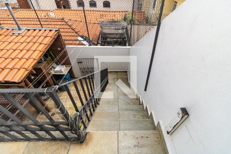 Casa à venda com 196m², 3 quartos e 3 vagasEscada