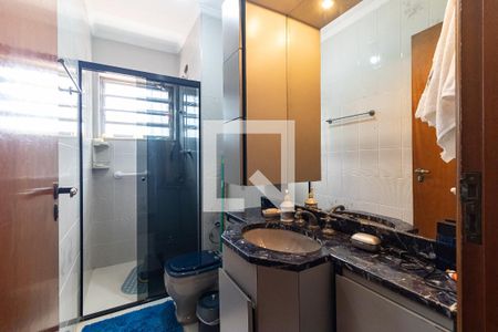 Casa à venda com 196m², 3 quartos e 3 vagasBanheiro Social