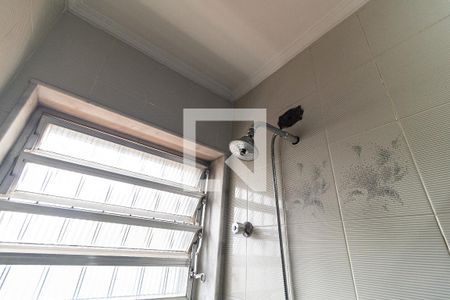 Casa à venda com 196m², 3 quartos e 3 vagasBanheiro Social