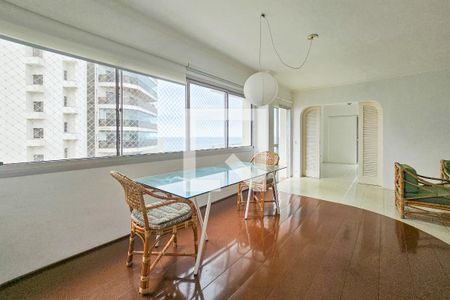 Sala de apartamento para alugar com 3 quartos, 110m² em Jardim Asturias, Guarujá