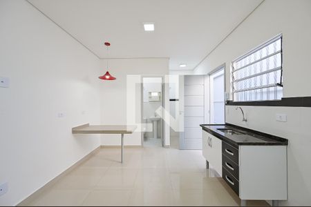 Cozinha de kitnet/studio para alugar com 1 quarto, 25m² em Vila Guarani (zona Sul), São Paulo