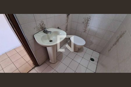 Casa à venda com 136m², 4 quartos e 4 vagas Casa à venda com 136m², 4 quartos e 4 vagasBanheiro 4