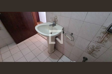 Casa à venda com 136m², 4 quartos e 4 vagas Casa à venda com 136m², 4 quartos e 4 vagasBanheiro 4