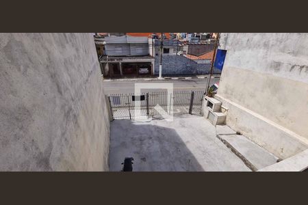 Casa à venda com 136m², 4 quartos e 4 vagas Casa à venda com 136m², 4 quartos e 4 vagasVaranda