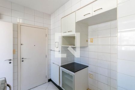 Cozinha de apartamento à venda com 3 quartos, 190m² em Coracao de Jesus, Belo Horizonte