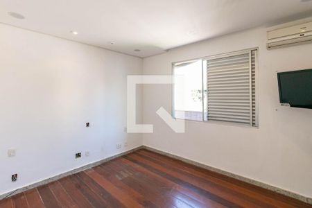 Apartamento à venda com 190m², 3 quartos e 2 vagasSuíte