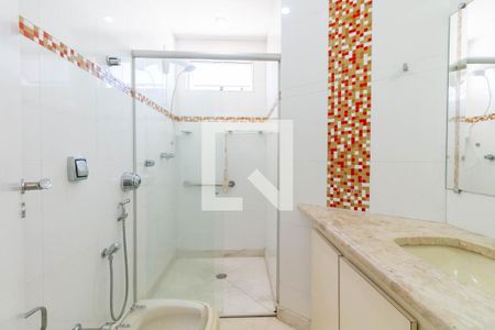 Apartamento à venda com 190m², 3 quartos e 2 vagasBanheiro