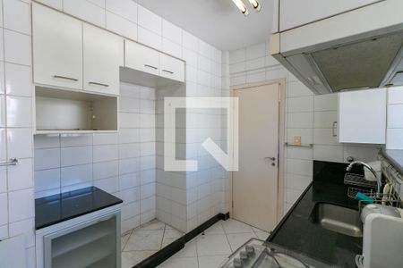 Cozinha de apartamento à venda com 3 quartos, 190m² em Coracao de Jesus, Belo Horizonte