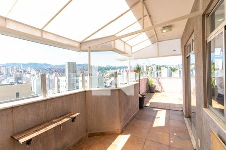 Apartamento à venda com 190m², 3 quartos e 2 vagasCobertura