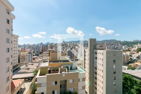 Apartamento à venda com 190m², 3 quartos e 2 vagasCobertura vista