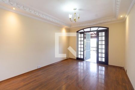 Sala de casa para alugar com 4 quartos, 150m² em Jardim das Flores, Osasco