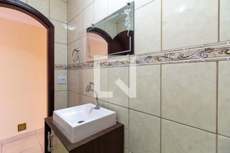 Lavabo de casa para alugar com 4 quartos, 150m² em Jardim das Flores, Osasco