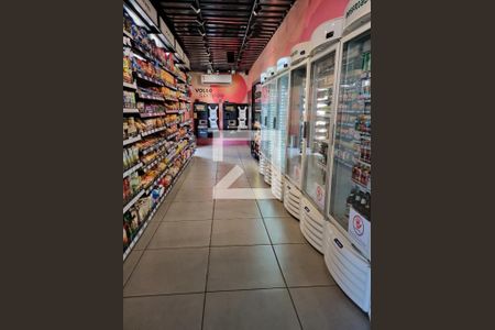 Apartamento à venda com 65m², 2 quartos e 1 vagaMercadinho