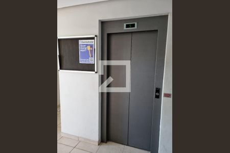 Apartamento à venda com 65m², 2 quartos e 1 vagaElevador - Placa Quinto Andar