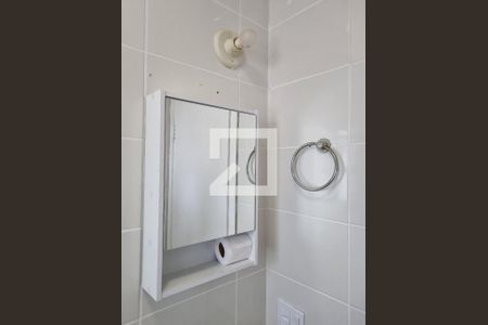 Apartamento à venda com 65m², 2 quartos e 1 vagaBanheiro - Armarinho e Suporte de Toalha