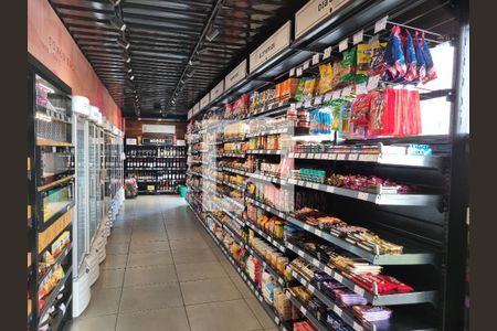 Apartamento à venda com 65m², 2 quartos e 1 vagaMercadinho