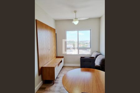 Sala de apartamento à venda com 2 quartos, 65m² em Chácara das Nações, Campinas