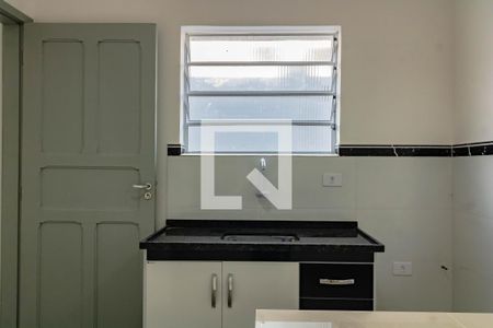 Cozinha  de apartamento para alugar com 1 quarto, 25m² em Vila Guarani (zona Sul), São Paulo