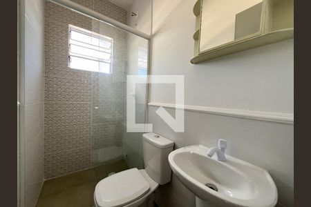 Banheiro  de apartamento para alugar com 1 quarto, 25m² em Vila Guarani (zona Sul), São Paulo