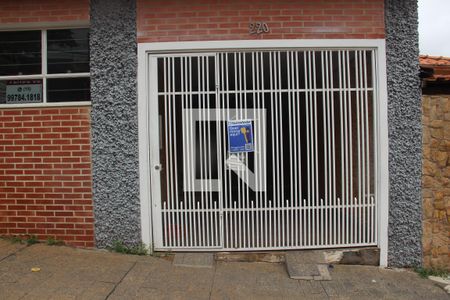 Casa para alugar com 212m², 3 quartos e 1 vagaFachada