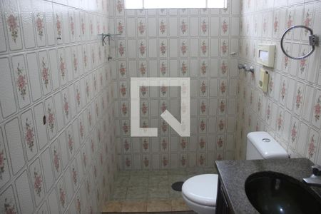 Casa para alugar com 212m², 3 quartos e 1 vagaBanheiro