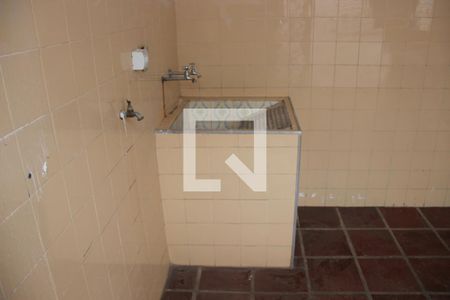 Casa para alugar com 212m², 3 quartos e 1 vagaDetalhe da área de serviço