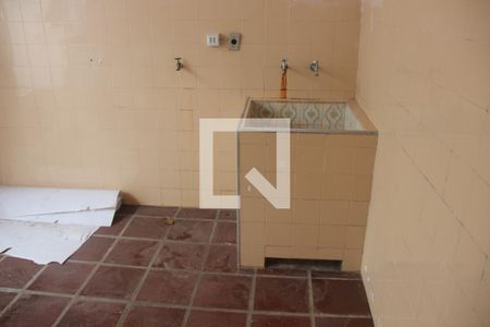 Casa para alugar com 212m², 3 quartos e 1 vagaDetalhe da área de serviço