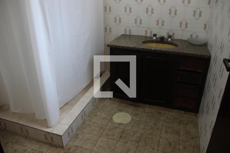 Casa para alugar com 212m², 3 quartos e 1 vagaBanheiro da Suíte