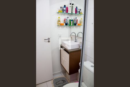Apartamento à venda com 42m², 2 quartos e sem vaga Apartamento à venda com 42m², 2 quartos e sem vagaBanheiro